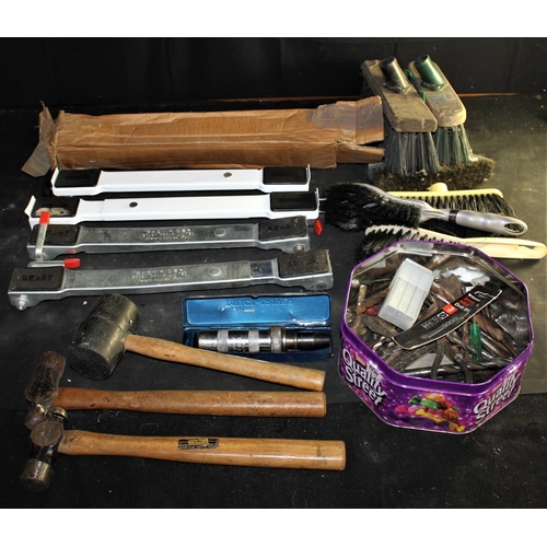 194 - CRATE MISCELLANEOUS TOOLS