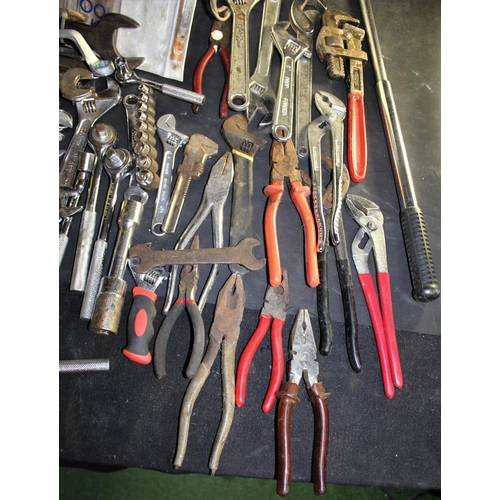 197 - BOX SPANNERS, SOCKETS, PLIERS ETC