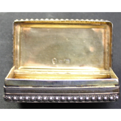 210 - SILVER SNUFF BOX (35g)