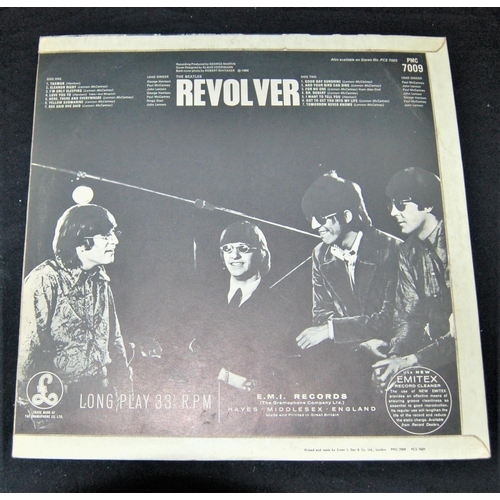 214 - THE BEATLES REVOLVER MONO LP PMC 7009