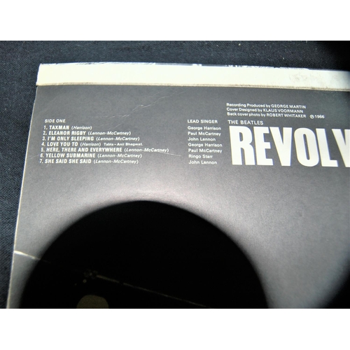 214 - THE BEATLES REVOLVER MONO LP PMC 7009