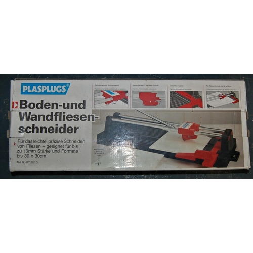 45 - POWERMATE WORK STATION PLASPLUGS CERAMIC TILE CUTTER