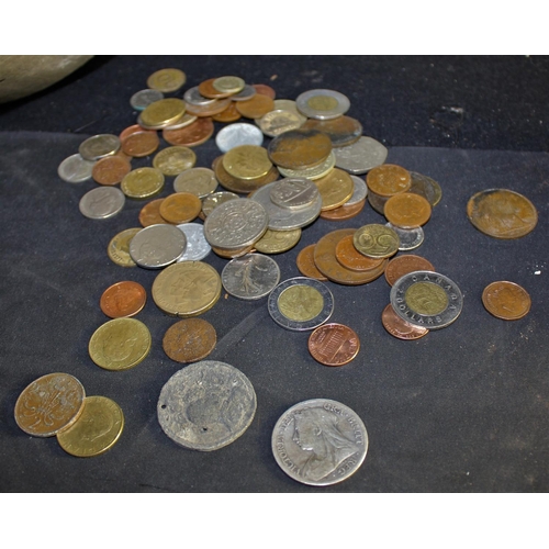 8 - QUANTITY COINS & BANK NOTES