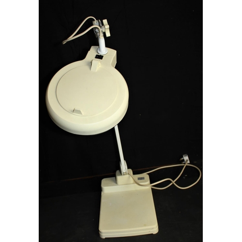 246A - MAGNIFIER LAMP - MAY NEED NEW BULB