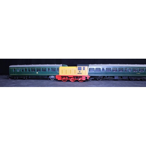 228 - 2 HORNBY DUBLO 00 GAUGE 2 RAIL DIESEL LOCOS BOTH GREEN CLASS 37  - BOTH UNBOXED & REQUIRING ATTENTIO... 