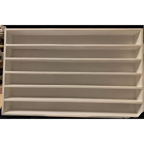 282 - WHITE PAINTED  6 SHELF OPEN DISPLAY UNIT (H57.5, W93, D8.5cm) & PINE GLASS FRONTED DISPLAY CABINET W... 