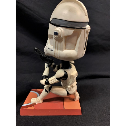 298 - STAR WARS CARDS INC CHARACTERS 'CLONE TROOPER' & STAR WARS EPISODE 1, ACTION FLEET, MINI SCENES #1 S... 