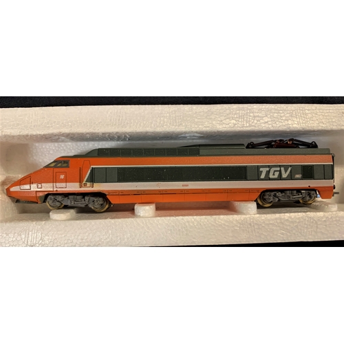 278A - BACHMANN D5038 ENGINE, LIMA MODELS TGV ENGINE & 4 CARRIAGES