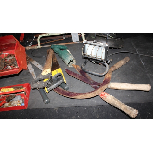 566 - ELECTRIC STRIMMER & MISC TOOLS