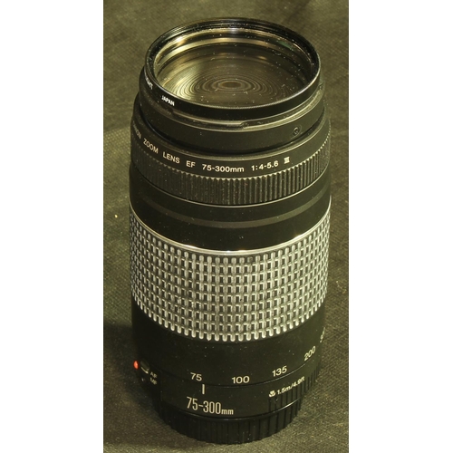 165 - CANON ZOOM LENS EF 75-300mm