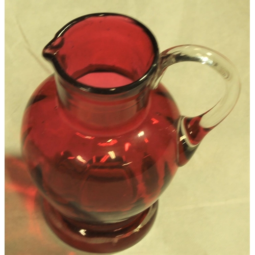 39 - VARIOUS ITEMS CRANBERRY GLASS & GLASS BOWL WITH SWIRL PATTERN ON METAL STAND