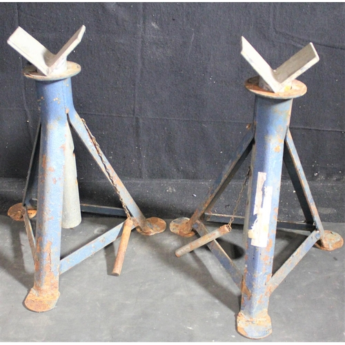 79 - PAIR AXLE STANDS