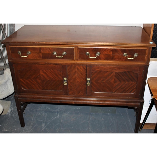 98 - MAHOGANY 4FT SIDEBOARD WITH BRASS DROP HANDLES ON RAISED SQUARE LEGS