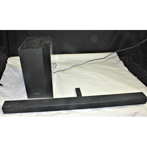 106 - SAMSUNG SOUND BAR WITH BASS BOX