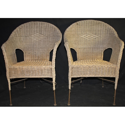 294 - IRON FRAME WICKER CONSERVATORY SUITE COMPRISING SOFA WITH LEAF PATTERN & 2 ARMCHAIRS