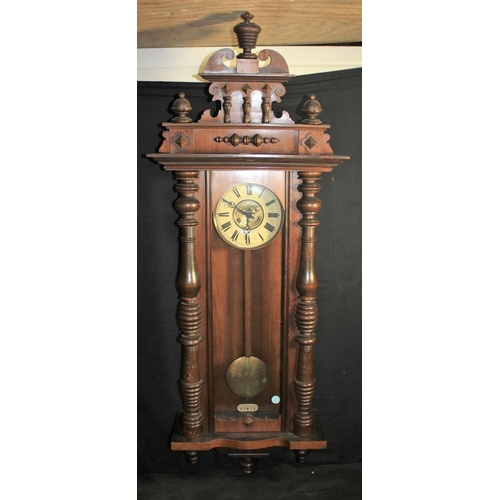 133 - PENDULUM WALL CLOCK