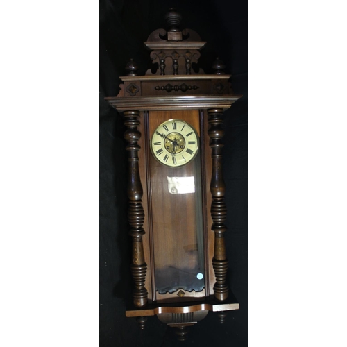 133 - PENDULUM WALL CLOCK