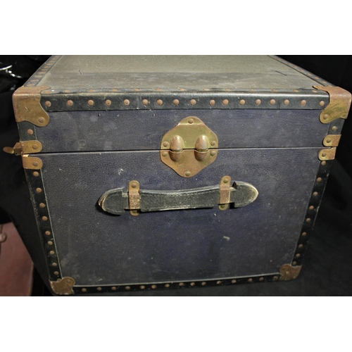 172 - CABIN TRUNK (LOCKED) & LEATHER SUITCASE