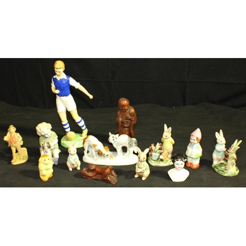 248 - BURSLEM FIGURE OF FOOTBALLER, 2 SMALL CARVED WOODEN FIGURES OF ORIENTAL MEN & VARIOUS PORCELAIN ... 