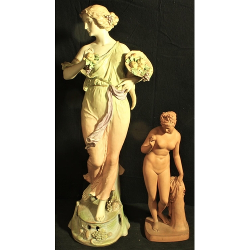 270 - AUSTRIAN PORCELAIN FIGURINE c1900 - SLEEVE & FIGURE DAMAGED (26