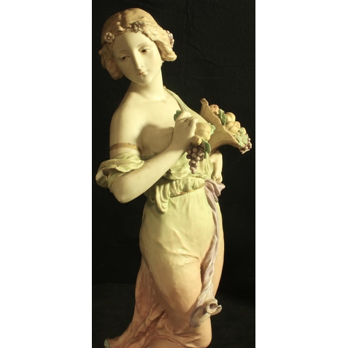 270 - AUSTRIAN PORCELAIN FIGURINE c1900 - SLEEVE & FIGURE DAMAGED (26