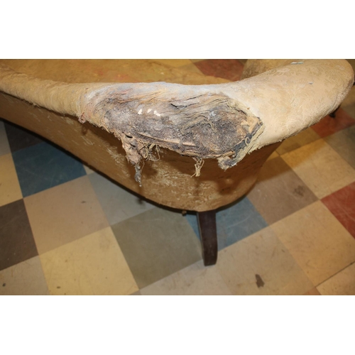 292 - VICTORIAN CHAISE LOUNGE - REQUIRES REPAIR