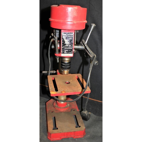 302 - POWER DEVIL BENCH PILLAR DRILL & WICKES SAW