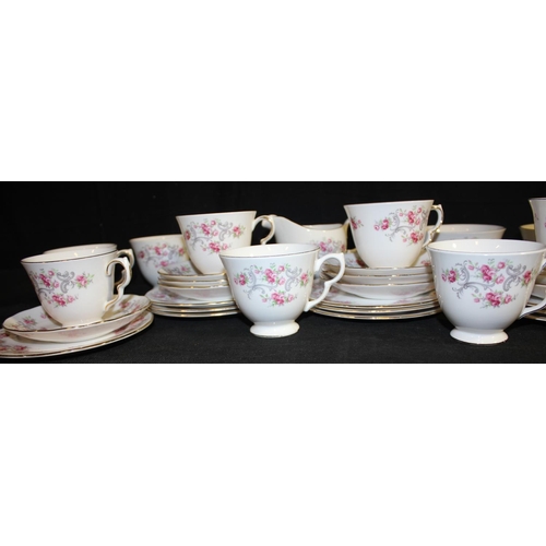 309 - GAINSBOROUGH TEA SET & ROYAL KENT PART DINNER SET