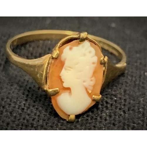 351 - 9ct GOLD CAMEO RING - SIZE P. 1.5G