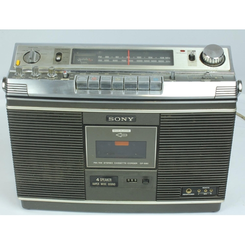 59 - SONY CF-580 RADIO CASSETTE RECORDER, 4 SPEAKER MATRIX (RADIO WORKING, CASSETTE UNTESTED)