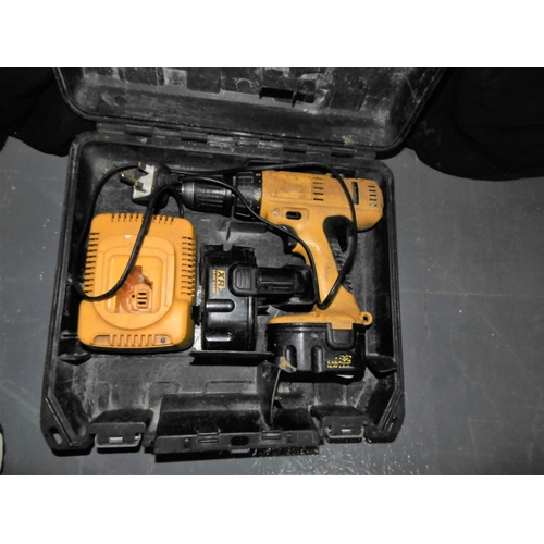 70 - DEWALT 14.4v DRILL WITH 2 BATTERIES & CHARGER - WORKING