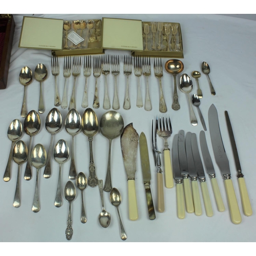 73 - CUTLERY BOX & MISCELLANEOUS CUTLERY