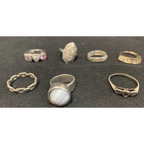 173 - 20 VARIOUS SILVER RINGS (3 Rings not marked Silver)