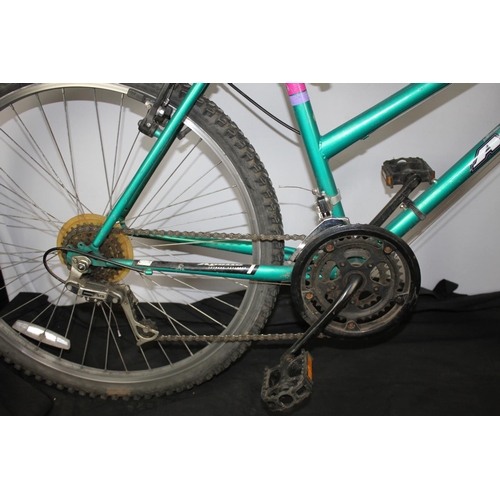 Murray ultra terrain best sale 15 speed mountain bike