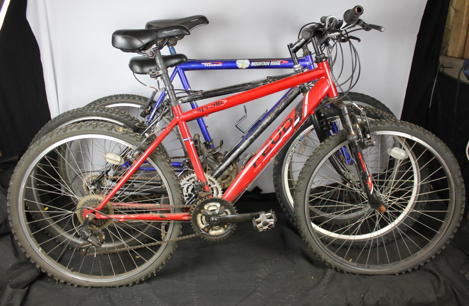 MOUNTAIN BIKES: APOLLO FEUD 18 SPEED, PAINTED 21 SPEED WARRIOR