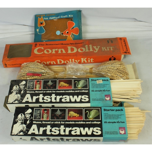 33 - 6 CRAFT ITEMS: 2 HAMLIN BIG BOX ART STRAWS, GENERAL CRAFTS PICTURESQUE, HOBBY HORSE BEAD LOOM KIT, T... 
