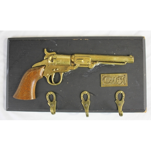 8 - STUDIO COLLECTION BRONZE LEGEND COWBOY (BOXED), LARGE FIGURINE OF COWBOY WITH SHOTGUN (42cm), FIGURI... 