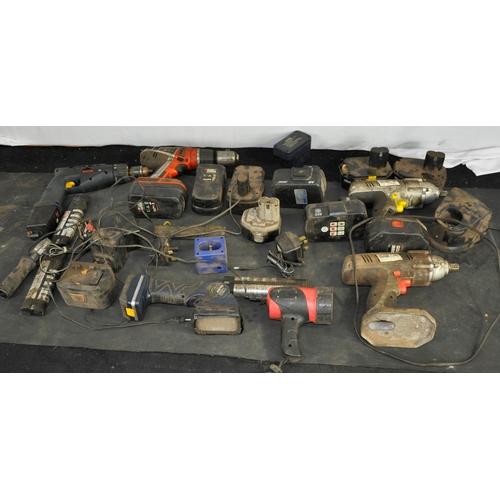 21 - VARIOUS CORDLESS TOOLS, BATTERIES & CHARGERS - SOLD FOR SPARES
