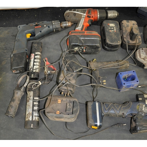 21 - VARIOUS CORDLESS TOOLS, BATTERIES & CHARGERS - SOLD FOR SPARES