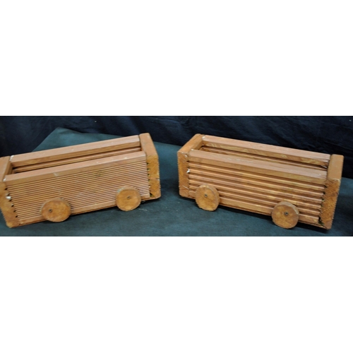 23 - RED WOODEN TRAIN WITH TWO SMALL PLANTERS&nbsp;AND THREE MINIATURE GARDEN BENCHES
