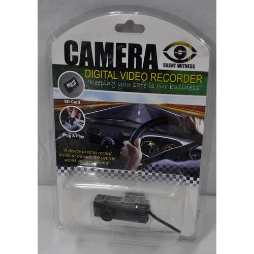 28 - SILENT WITNESS DIGITAL RECORDER DASH CAM AND 5 UNIVERSAL HOLDERS