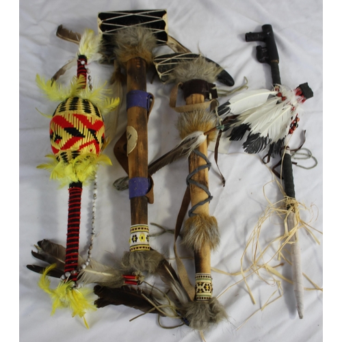 60 - NATIVE AMERICAN PICTURES AND REPRODUCTION ARTEFACT WEAPONS