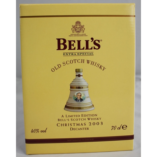 287 - BELL'S EXTRA SPECIAL OLD SCOTCH WHISKY LIMTED EDITION CHRISTMAS DECANTER 2003 AND BELL'S BLENDED SCO... 