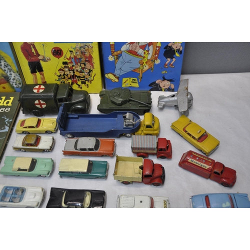 20 - VARIOUS DIECAST MODELS INCLUDING CORGI, DINKY, BRITAINS ETC PLUS 6 CHILDREN'S ANNUALS