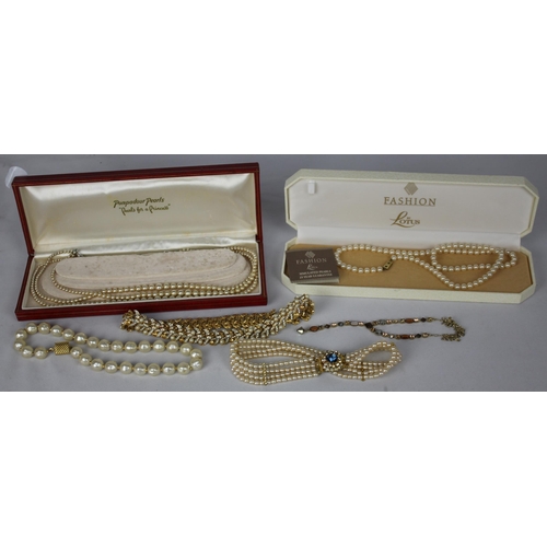 70 - SET OF 6 TEASPOONS (MARKED HARTVERGOLDET, SOLINGEN GERMANY), SET OF 6 DUCK DESIGN NAME CARD HOLDERS ... 