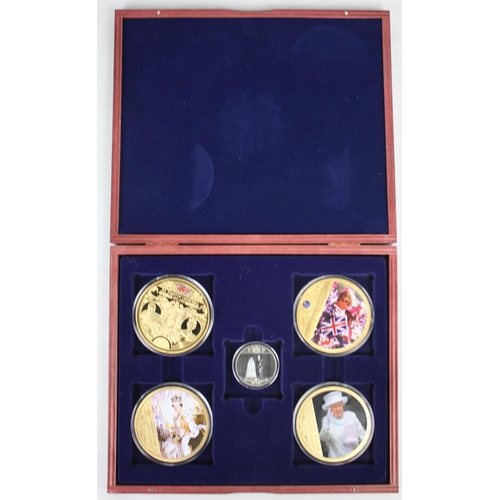 79 - 5 COMMEMORATIVE COINS IN PRESENTATION BOX: 2 CELEBRATING THE DIAMOND JUBILEE OF HER MAJESTY THE QUEE... 