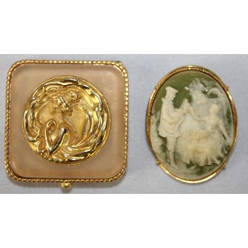 84 - QUANTITY OF JEWELLERY ETC: 2 ROYAL WORCESTER BROOCHES, RABBIT'S FOOT BROOCH, PAIR ROYAL DOULTON EARR... 