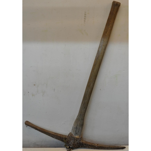 149 - BOSCH ELECTRIC LAWNMOWER (WORKING) & GARDEN PICKAXE