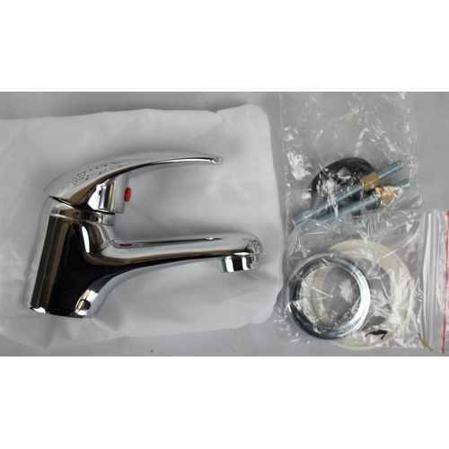 182 - CAVALIER CORNER SINK AND SET OF MIXER TAPS