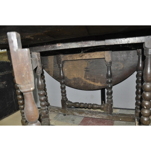 198 - GEORGIAN GATE LEG TABLE - HINGES CHANGED